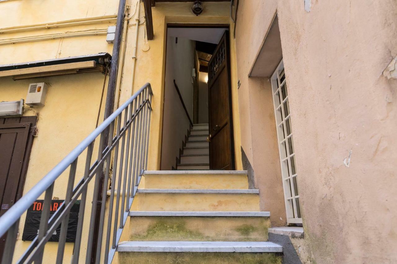 Apartment Behind Navona Rome