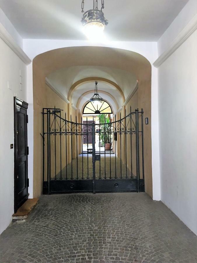 Apartment Behind Navona *