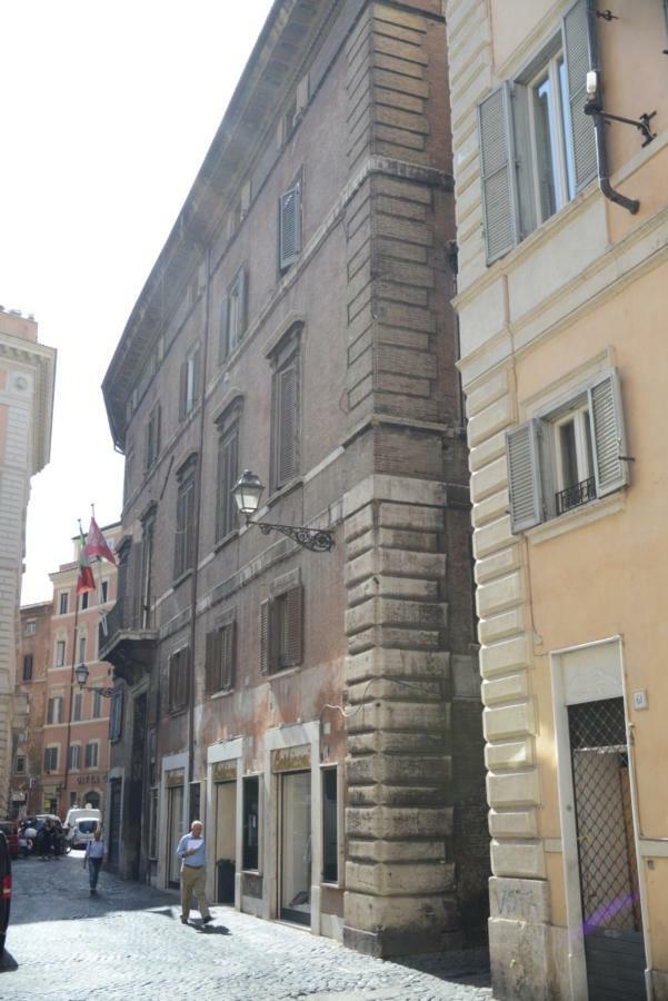 Apartment Due Mondi, Pantheon