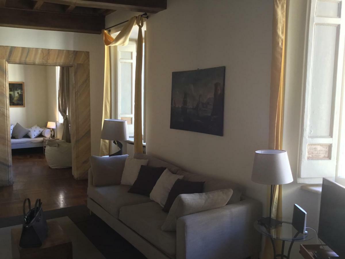 La Casa Dell'arte Nel Cuore Di Apartment