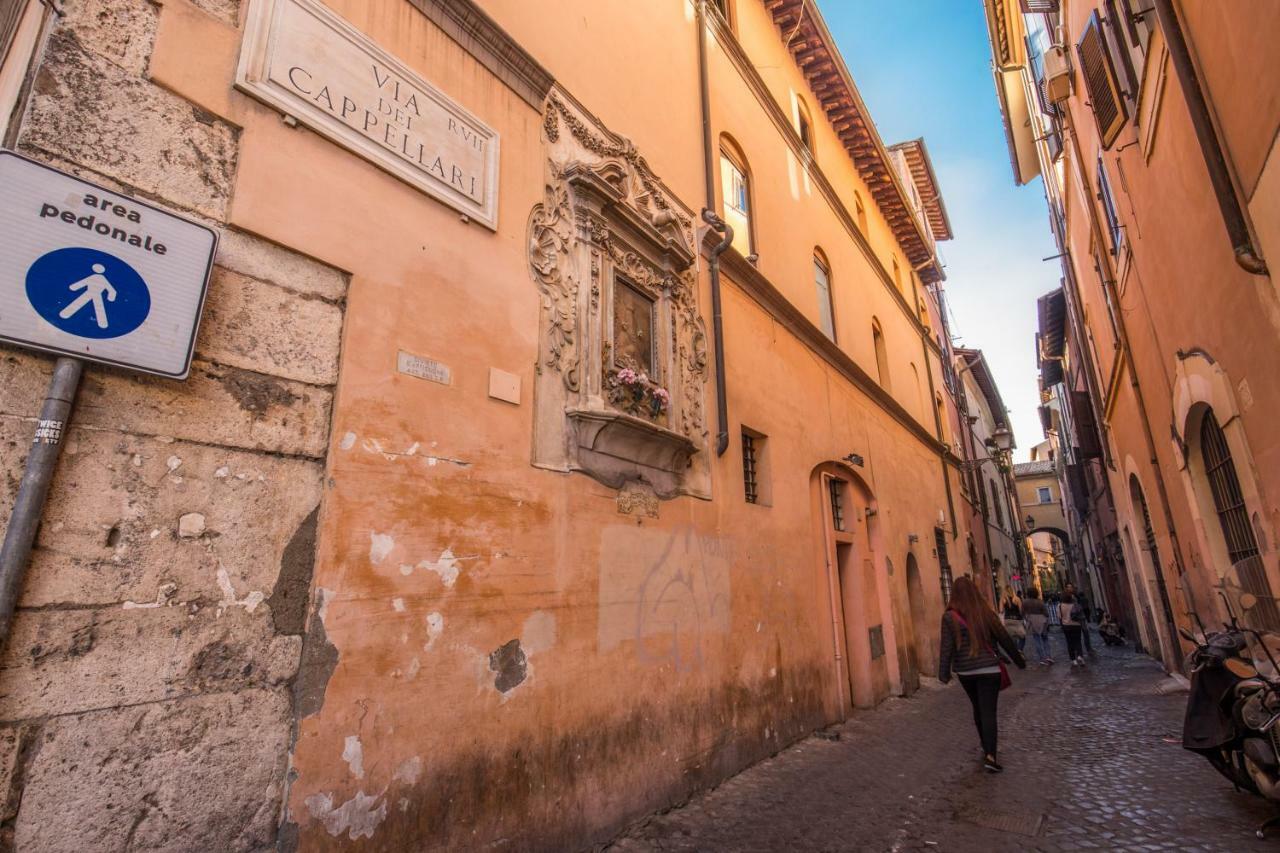 Amazing In Piazza Navona Holiday home Rome