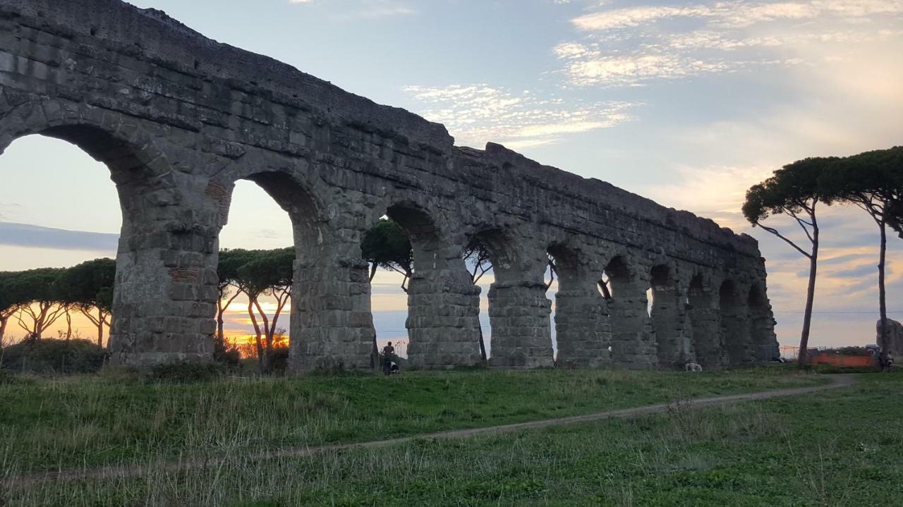 Casa Paestum. Your Wonderful Garden In Holiday home