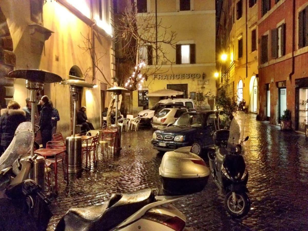 Apartment Piazza Del Fico, Al Centro Di Rome