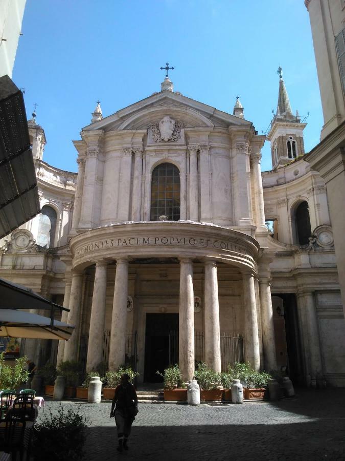 Piazza Del Fico, Al Centro Di Rome