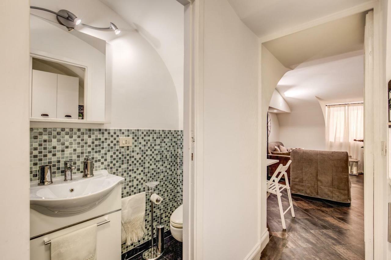Fori Imperiali Lovely Apartment Rome