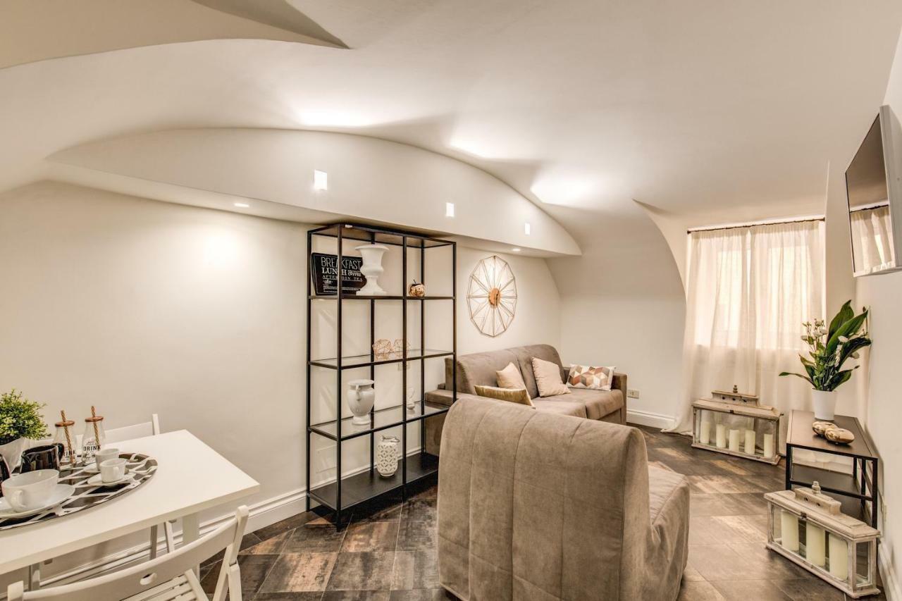 Fori Imperiali Lovely Apartment Rome
