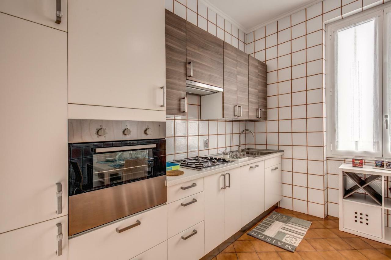 Casa Di Luca _ 3 Bdr Rome