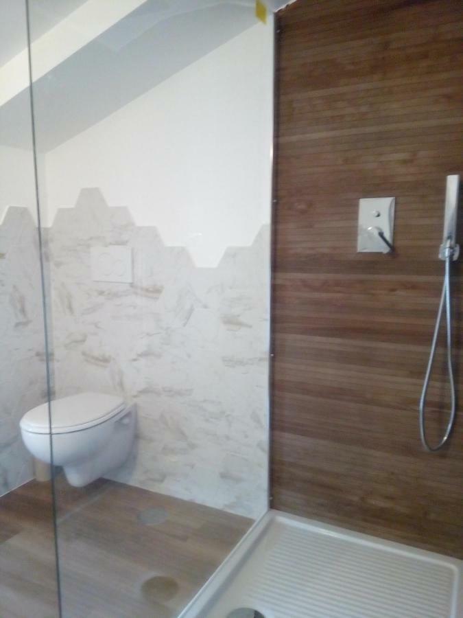 B&B Glicini Bed & Breakfast Rome