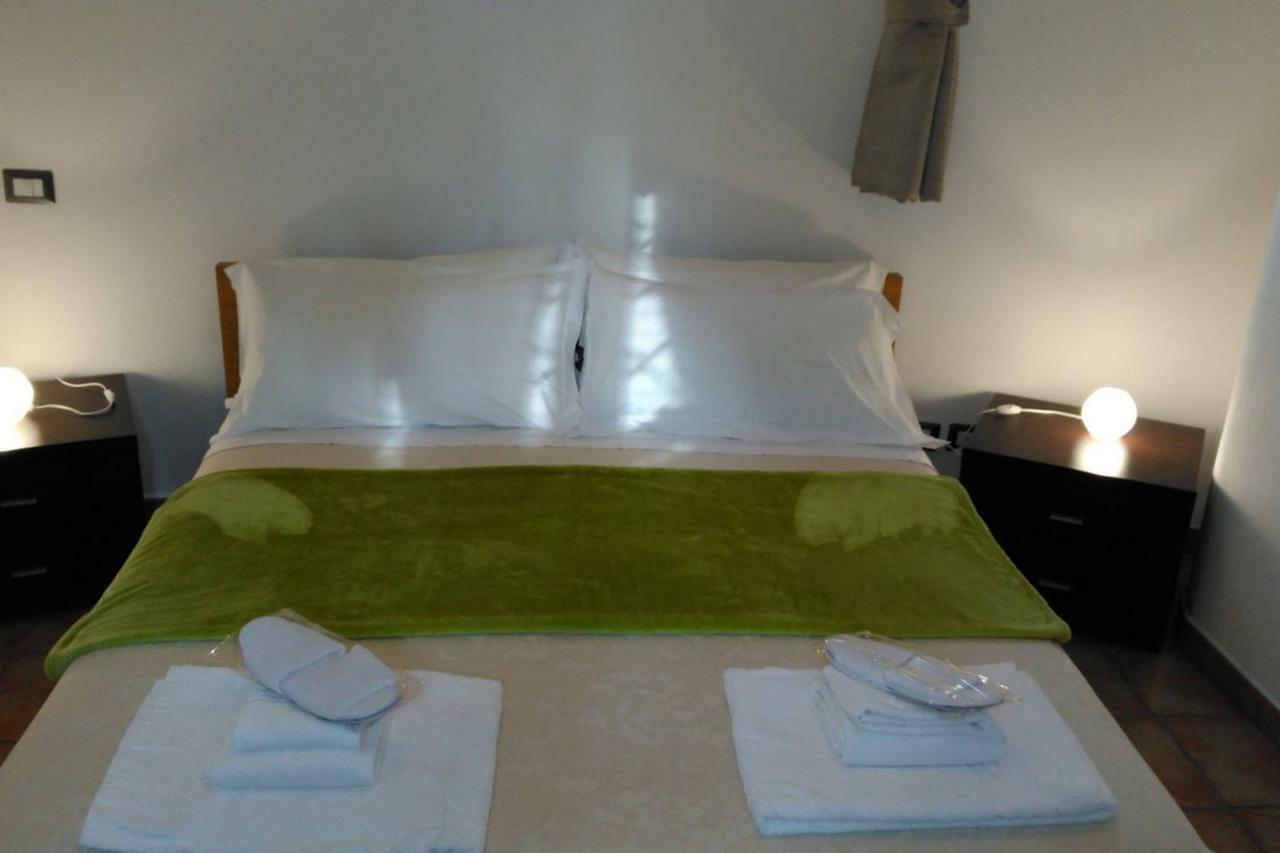 B&B Glicini Bed & Breakfast 2*