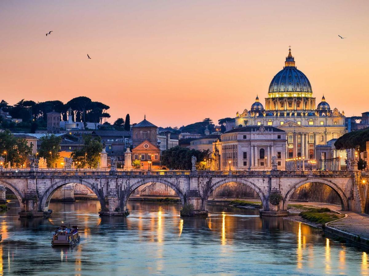 Giulia's In Vatican Roma