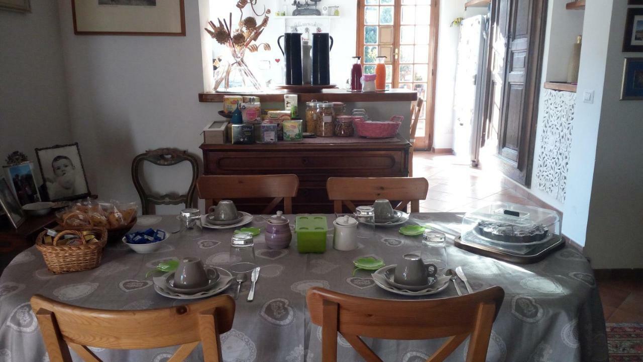 Il Casale Dell'ara Delle Rose Bed & Breakfast *