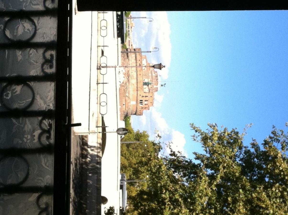 Appartamento Castel Sant'Angelo Apartment *