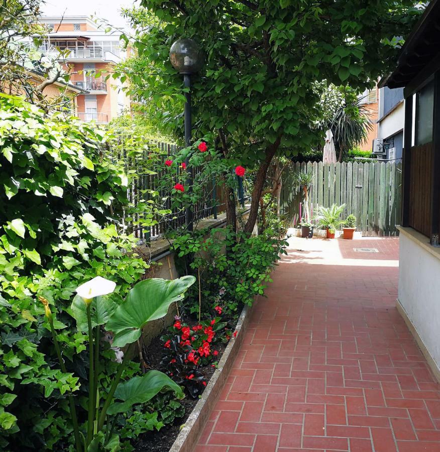 Apartment Lambertone, Cozy Flat In Rome, Aurelio Vatican *