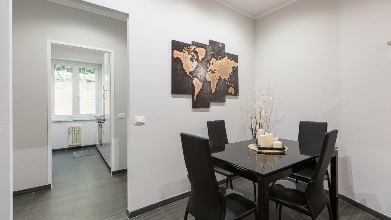 In Archimede Apartment