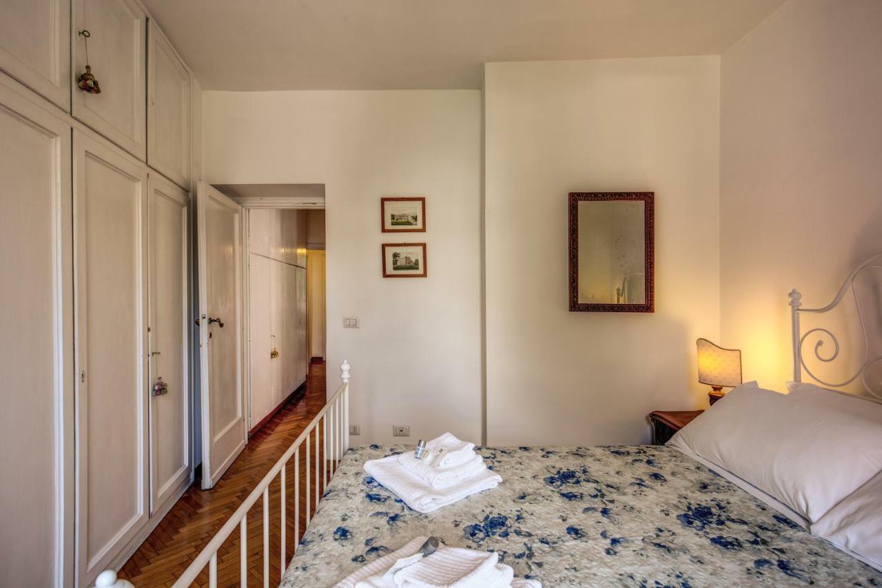 Campo Di Fiori 2 Bedroom Via Giulia Apartment *