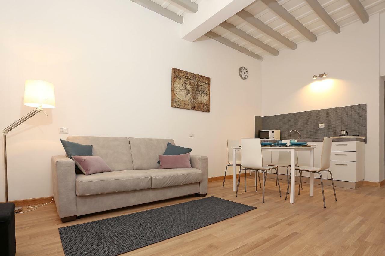 Belsiana 7 Bed & Breakfast Rome