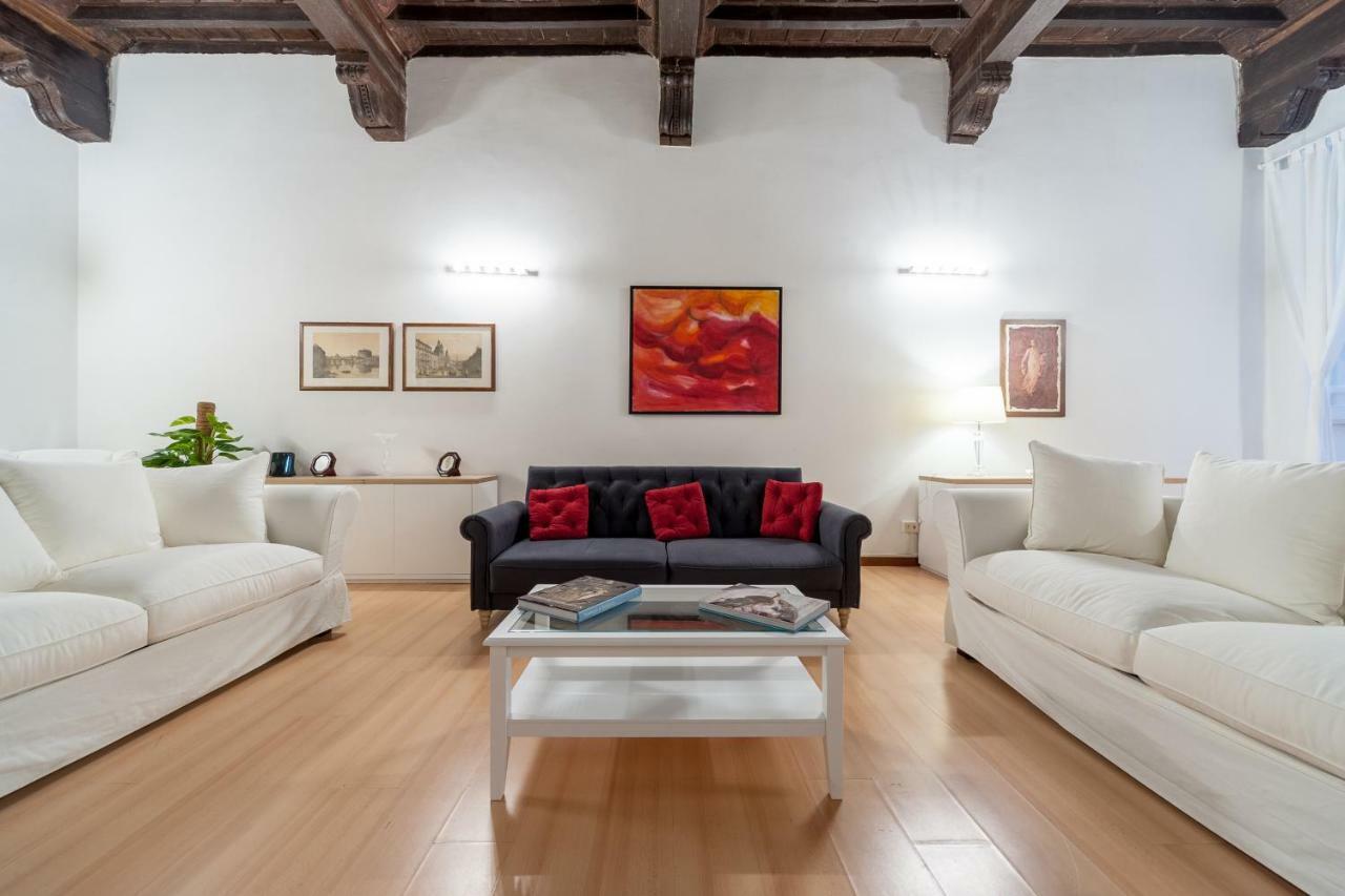 In - Bramante Luxury Apartment *