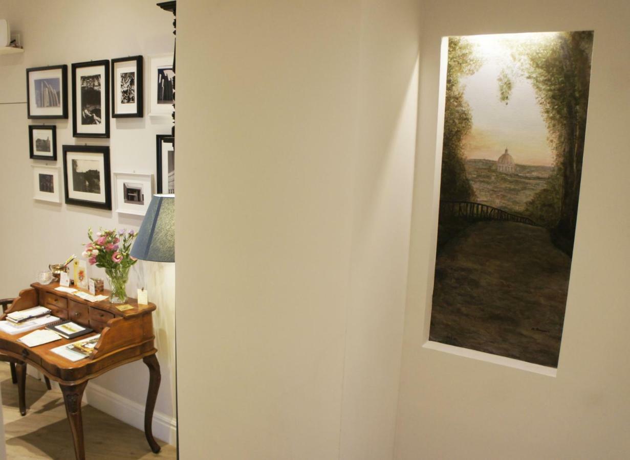 Bed & Breakfast Roman Suite Guest House Rome
