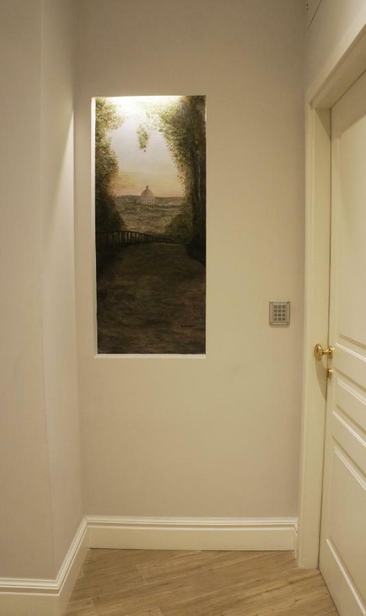 Roman Suite Guest House Bed & Breakfast *