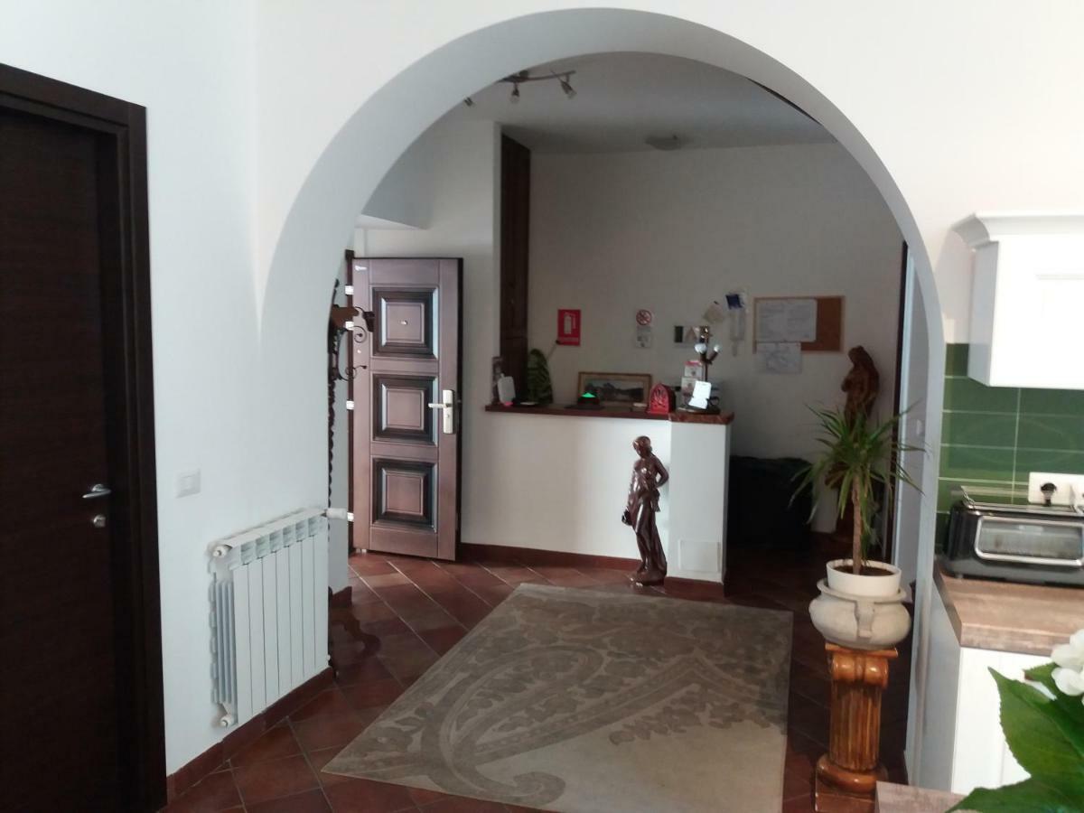 B&B Glicini Bed & Breakfast Rome