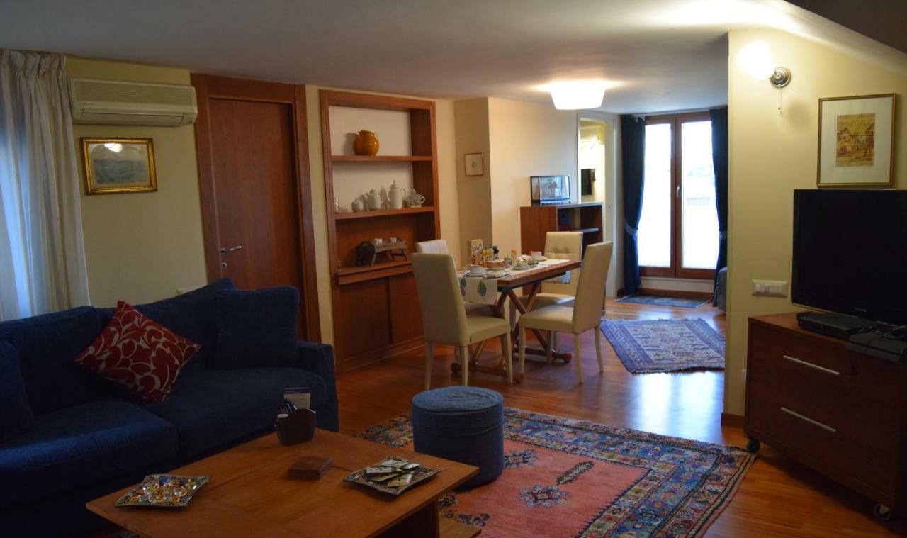 Le Petite Apartment