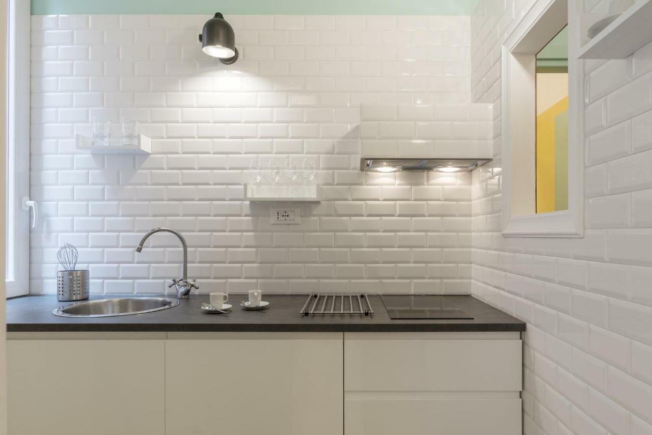 Romantic Vintage Colosseum Apartment Rome