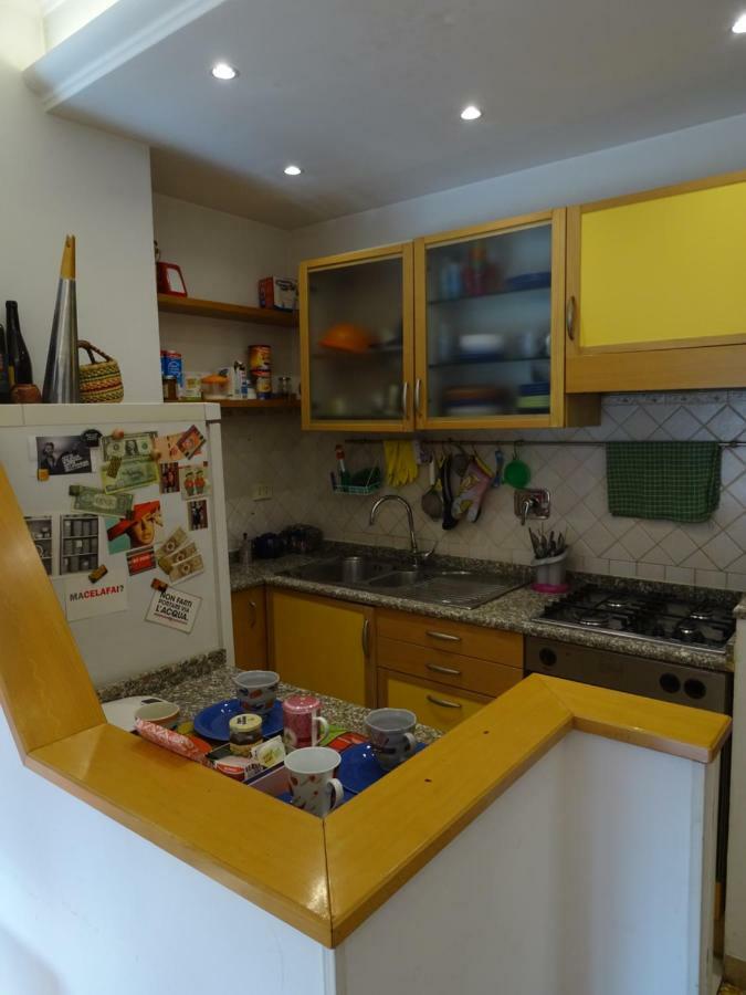 Casa Valeria Metro B1 *