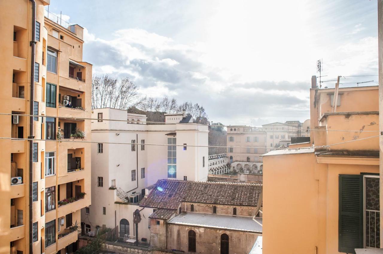 Apartment Trastevere Via Ripense Rome