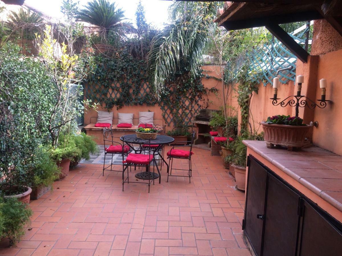 Casa vacanze Cedro Terrace&jacuzzi - Loft In Trastevere Roma