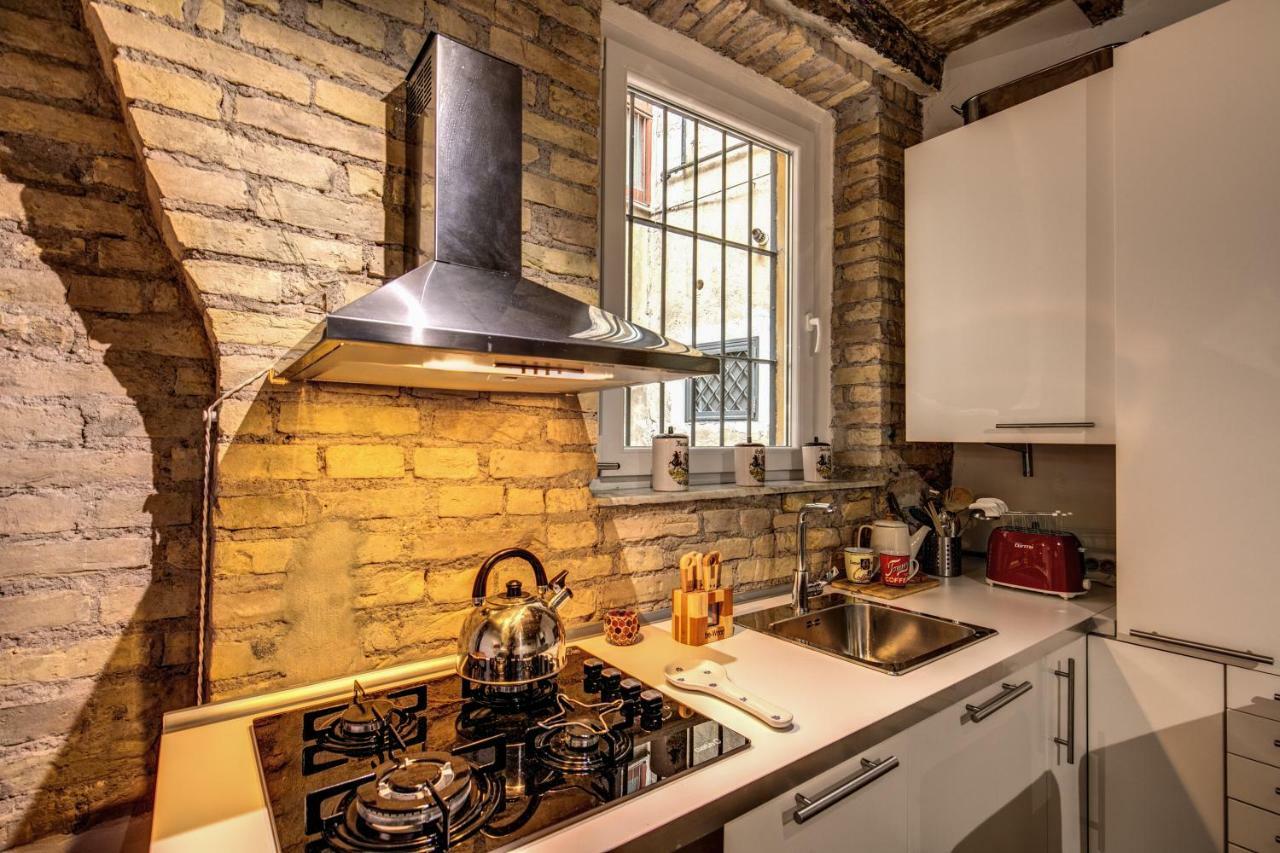 Apartment Farnese House In Rome