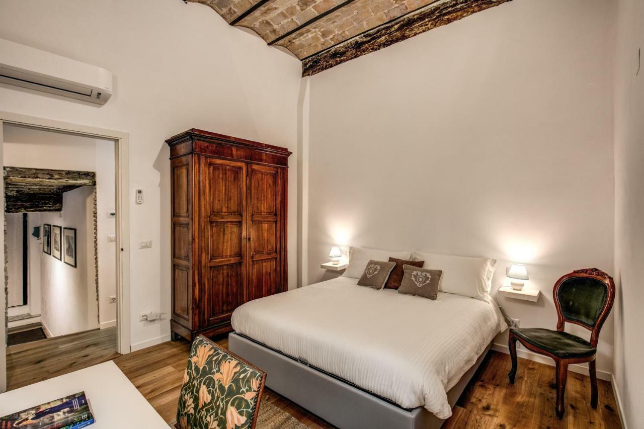 Apartment Farnese House In Rome