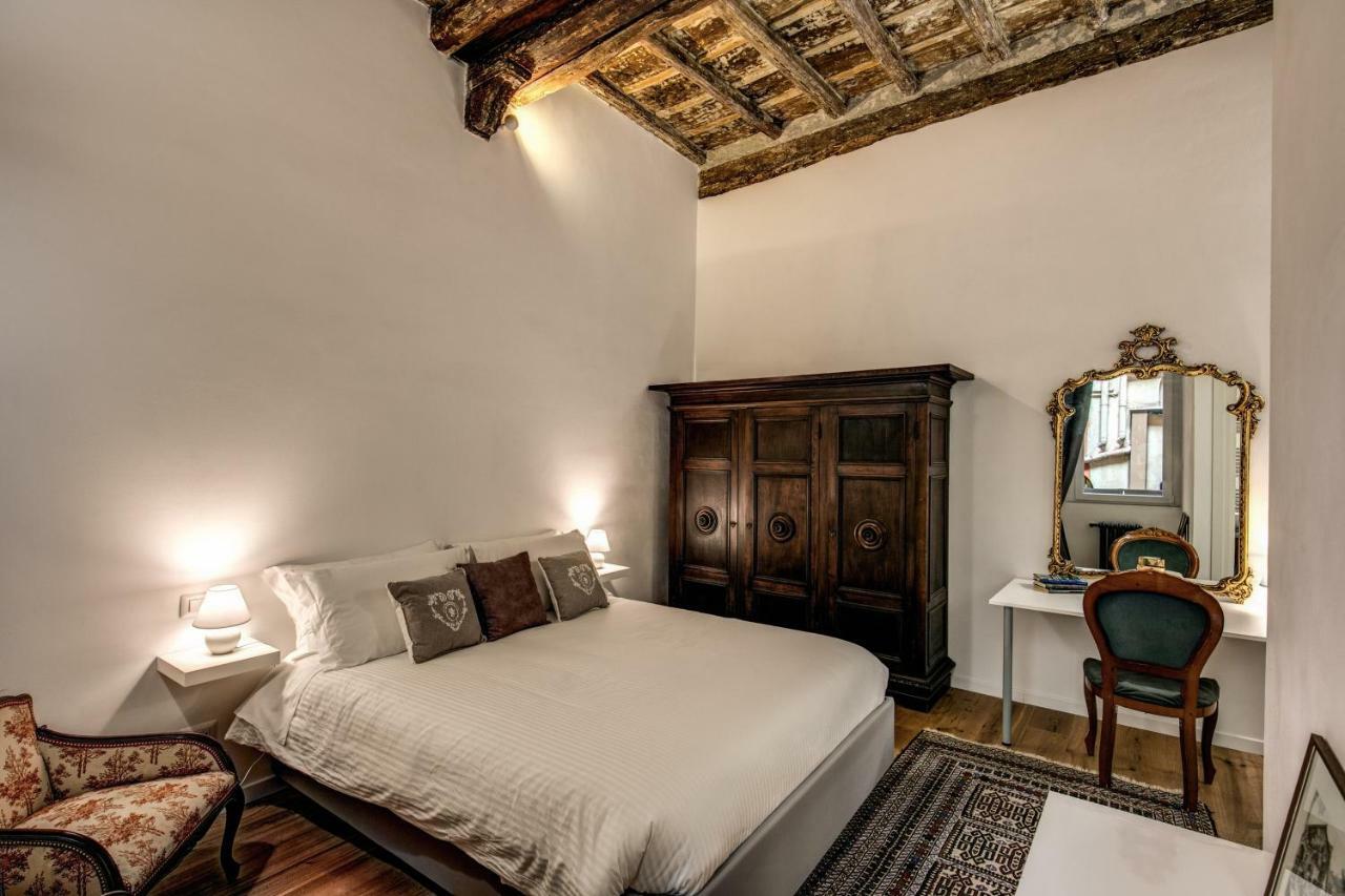 Apartment Farnese House In Rome