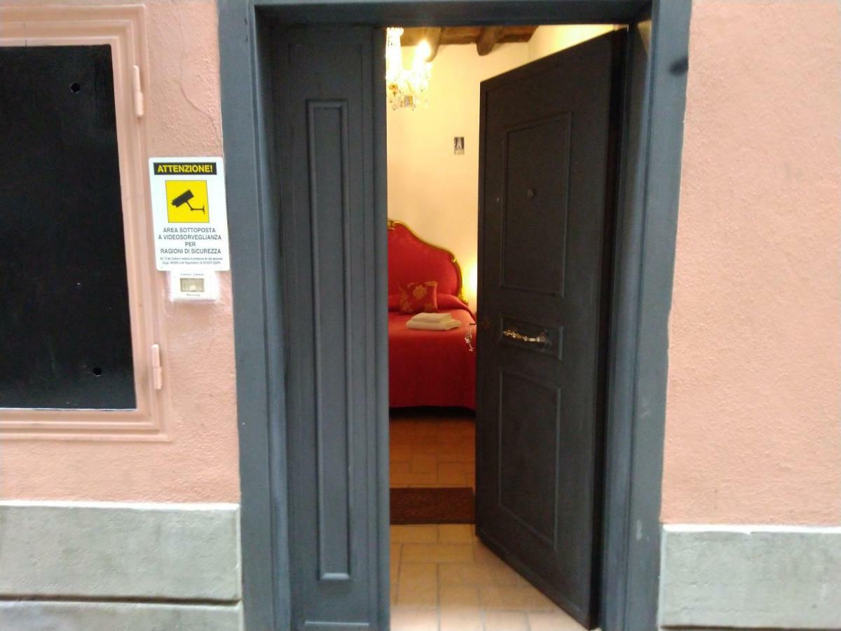 Sweet Sweet Navona Apartment *