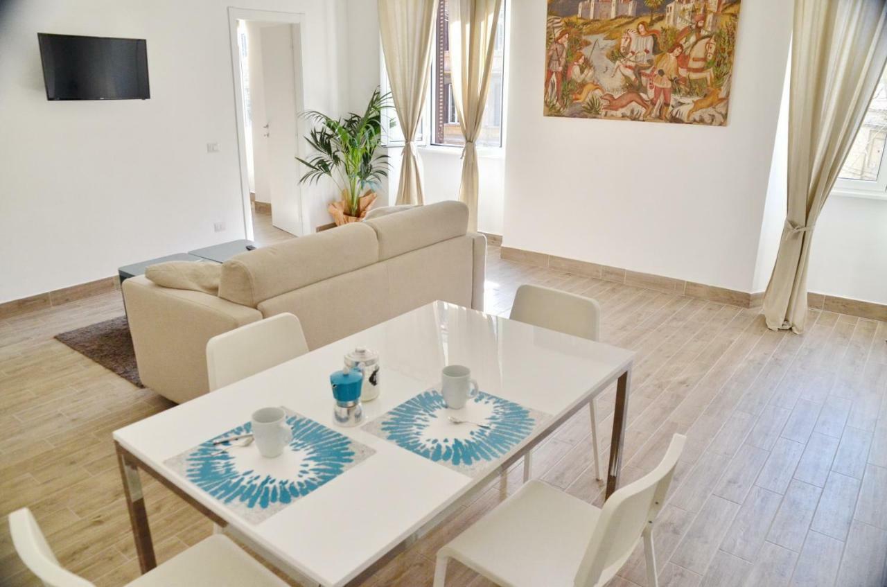 Domitilla - Luxury In The Heart Of *