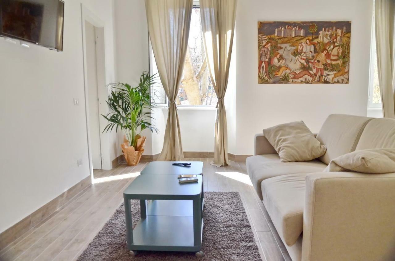 Domitilla - Luxury In The Heart Of Apartment