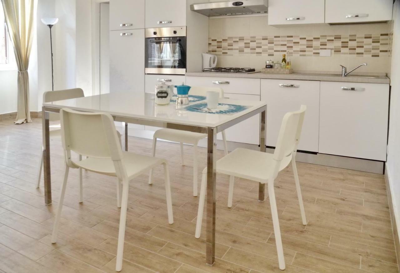 Domitilla - Luxury In The Heart Of Apartment Rome