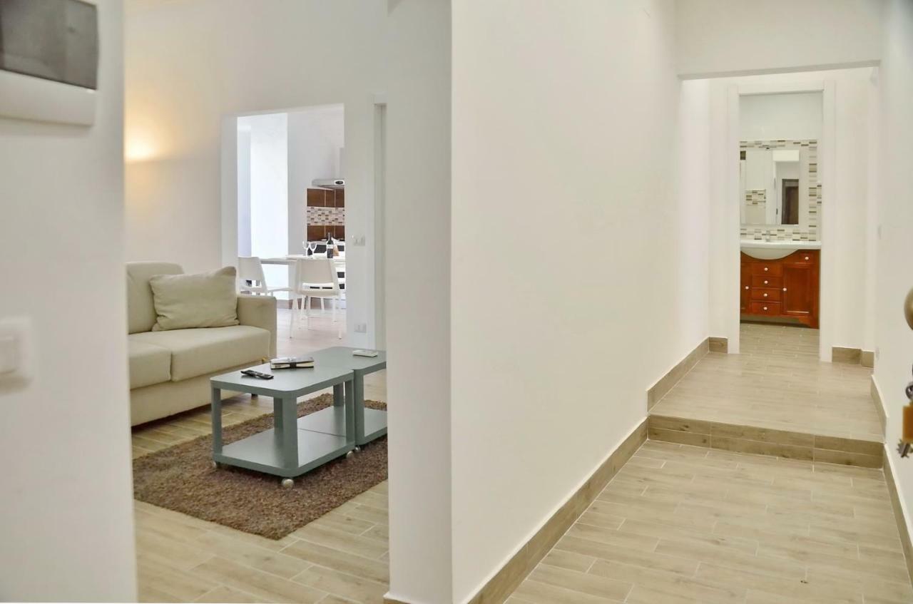 Domitilla - Luxury In The Heart Of Appartamento