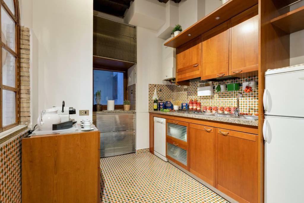 Arenula Luxury Apartment *