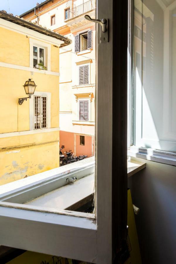 Apartment Domus Maya Colosseum *