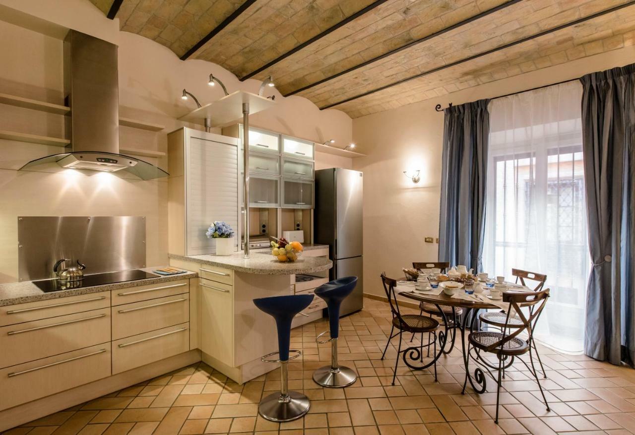 Apartment Hometrevi *