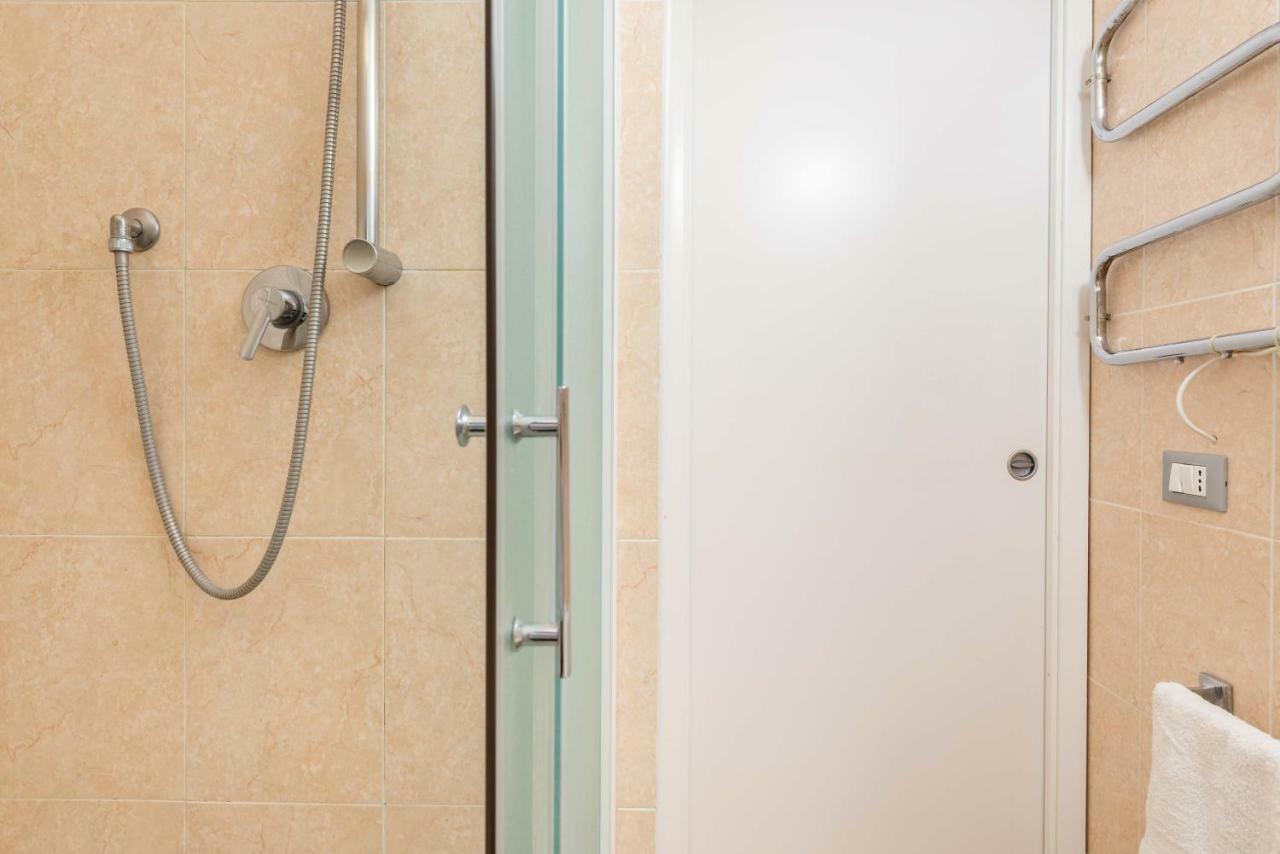 Sistina House Style X 6 * Rome