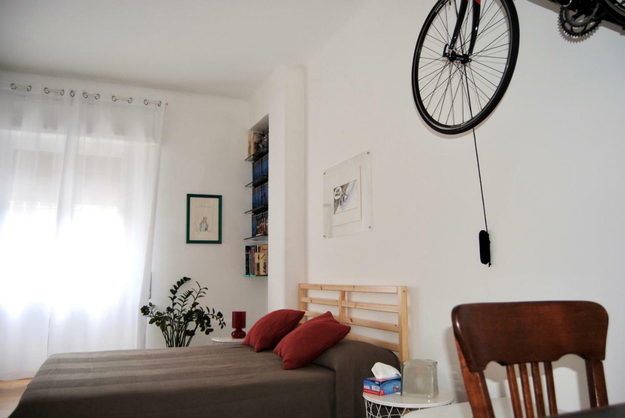 Famiglia Poggi, The Flying Hippo Apartment *