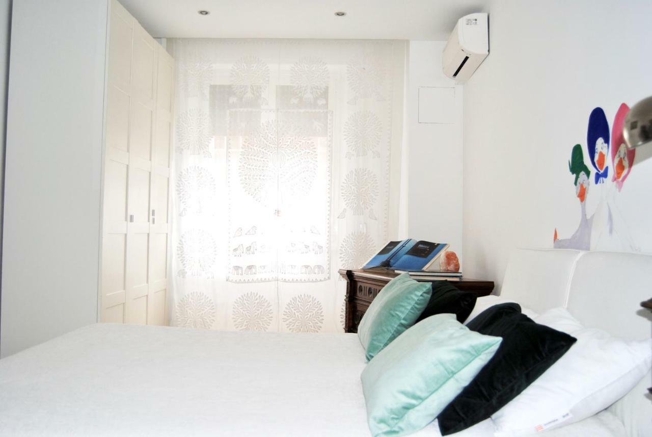 Famiglia Poggi, The Flying Hippo Apartment Rome
