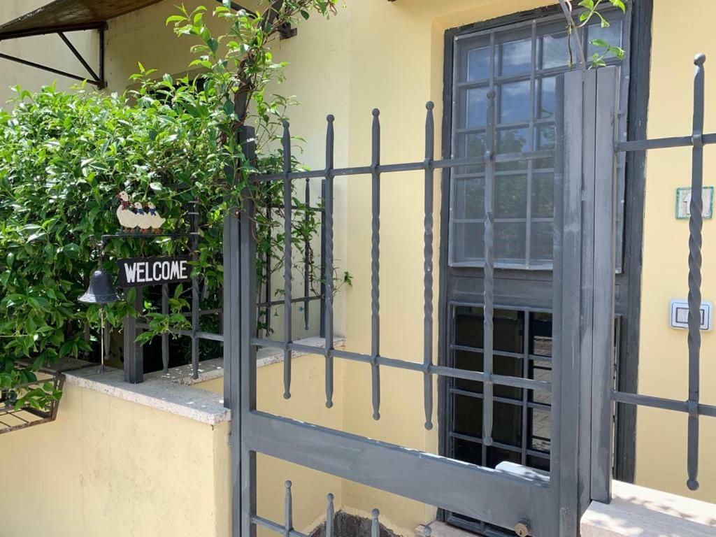 A Casa Di Elly Apartment *