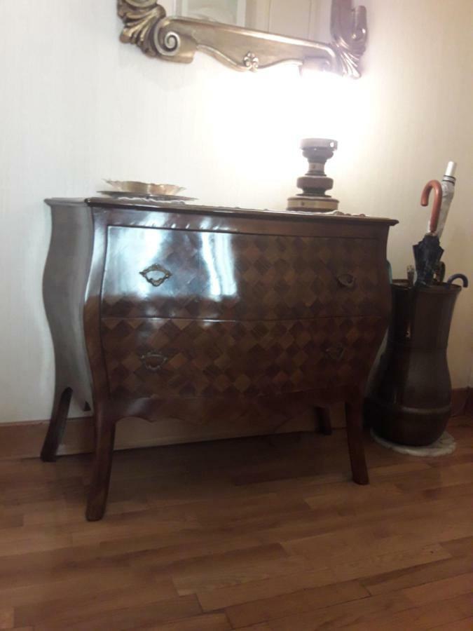 The Queen's Coffer *