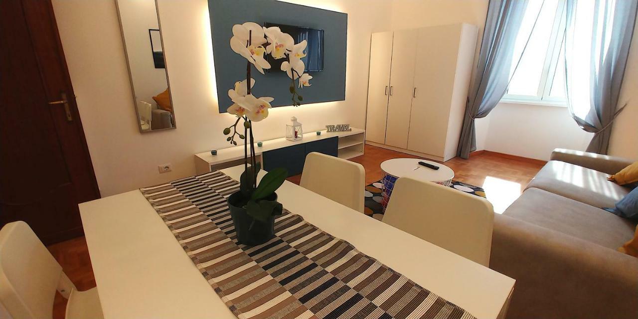 Athena's Apartment *