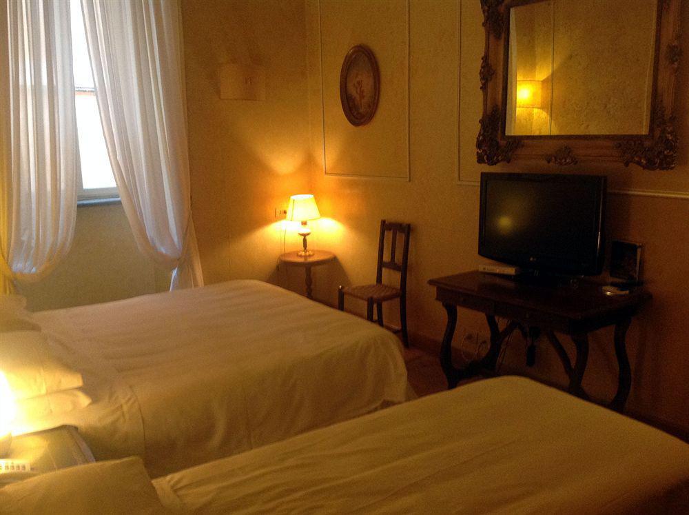 Hotel Fontana Rome