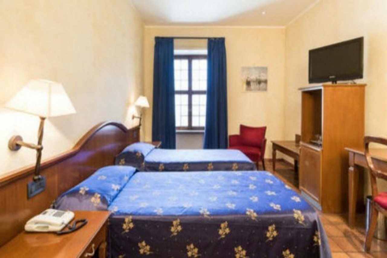 Hotel Columbus 4*