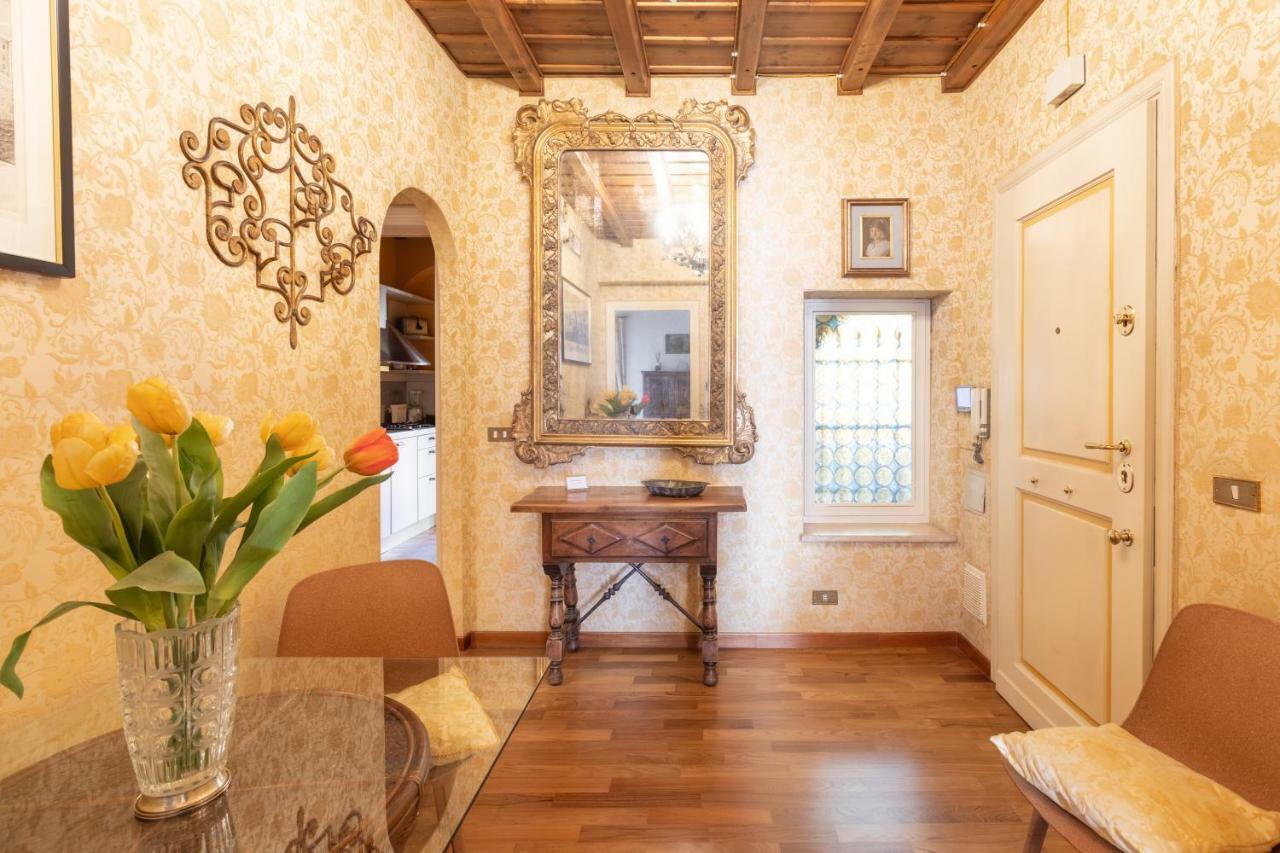Spanish Steps Casa Nes Apartment