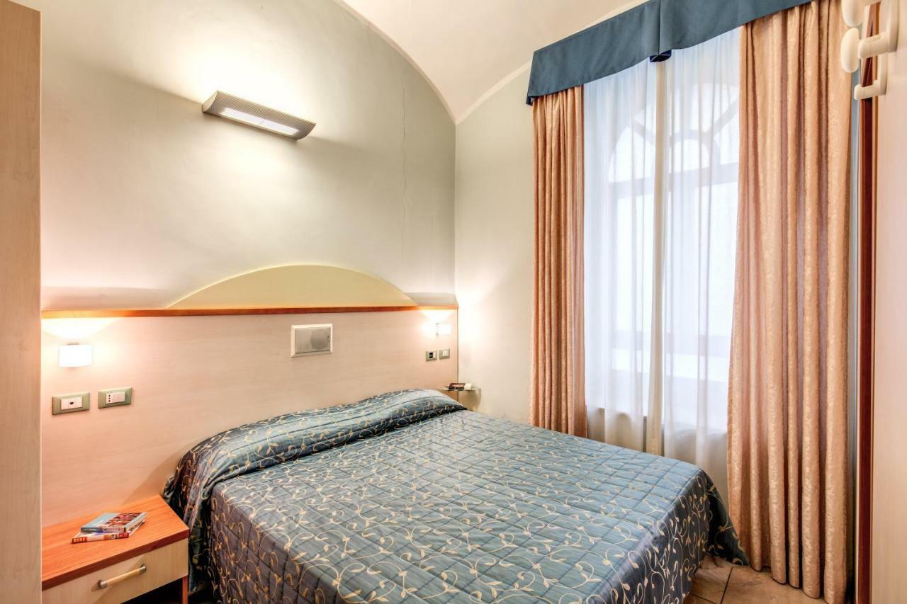 Casa Carra Guest house Rome